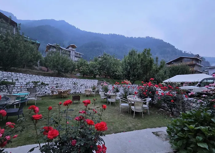 Hill River Resort By West Western -Property Of The Year 2024-25 - Central Heated & Air Cooled, Near Mall Road