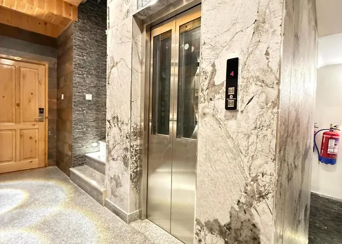 Snow Apple Resort By West Western - Central Heated Room And Air Cooled